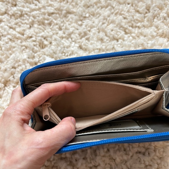NWT Nine West Wallet - Picture 6 of 6